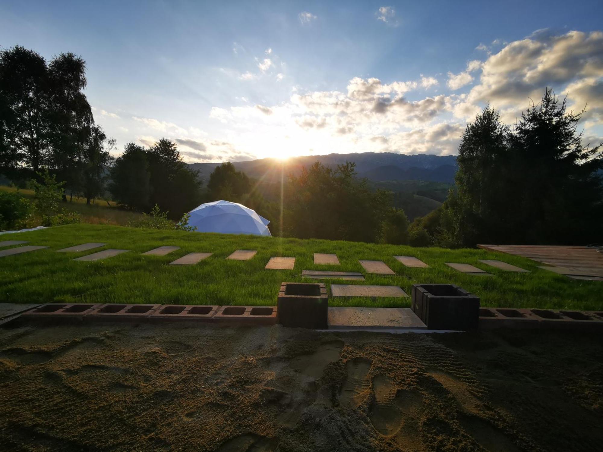 Hotel Glamping Zazen Drumu Carului Zewnętrze zdjęcie